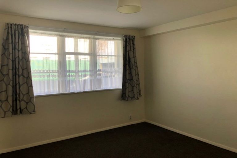 Photo of property in 2/45 Pine Avenue, Ebdentown, Upper Hutt, 5018