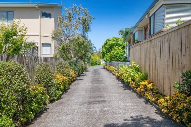Photo of property in 12 Mariner Drive, Gulf Harbour, Whangaparaoa, 0930