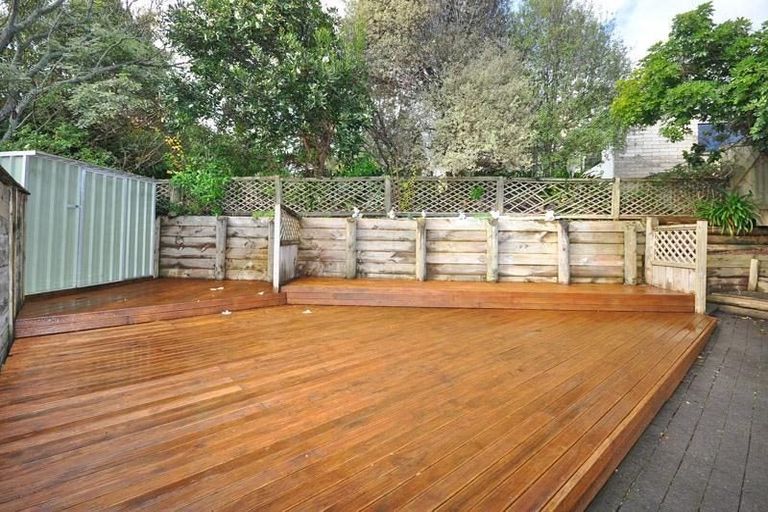 Photo of property in 6 Marendellas Drive, Bucklands Beach, Auckland, 2014