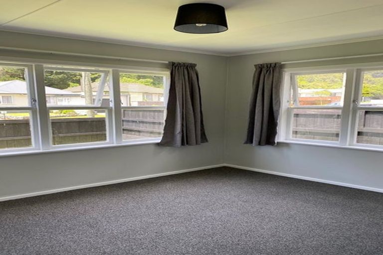 Photo of property in 56 Sunny Grove, Wainuiomata, Lower Hutt, 5014