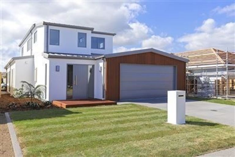 Photo of property in 10 Tuangi Way, Papamoa Beach, Papamoa, 3118