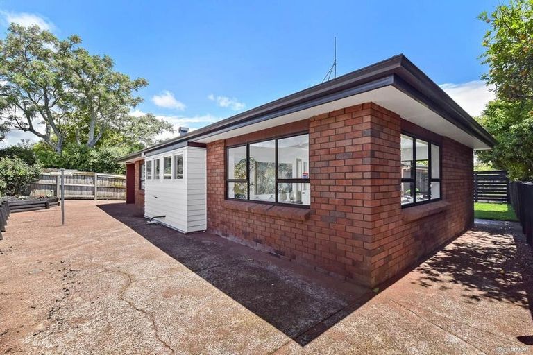 Photo of property in 6 Millhouse Drive, Northpark, Auckland, 2013