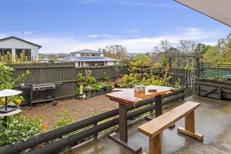 Photo of property in 2/1 Glenside Avenue, Pakuranga, Auckland, 2010