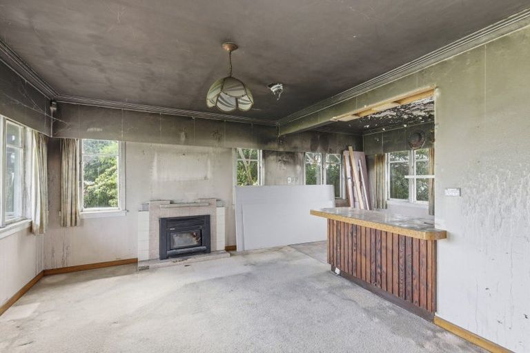 Photo of property in 160 South Road, Spotswood, New Plymouth, 4310