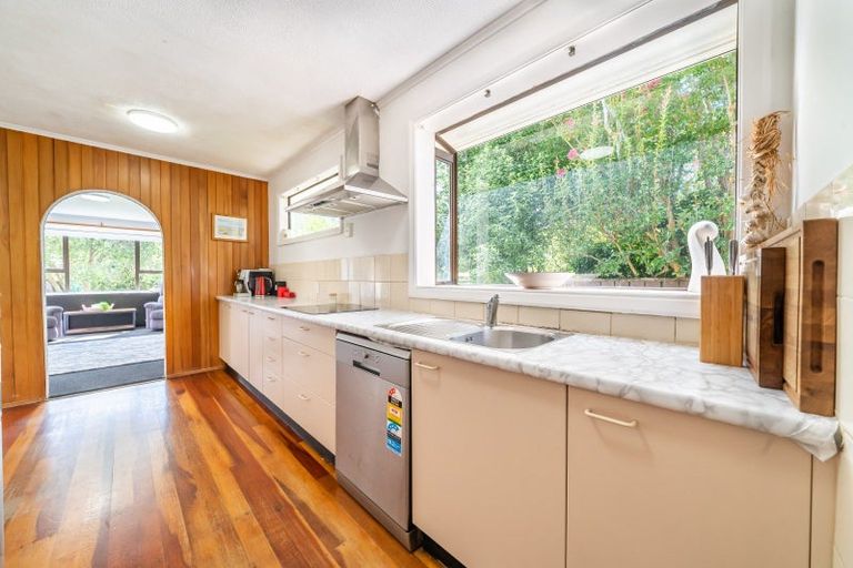 Photo of property in 4 Davis Crescent, Elderslea, Upper Hutt, 5018