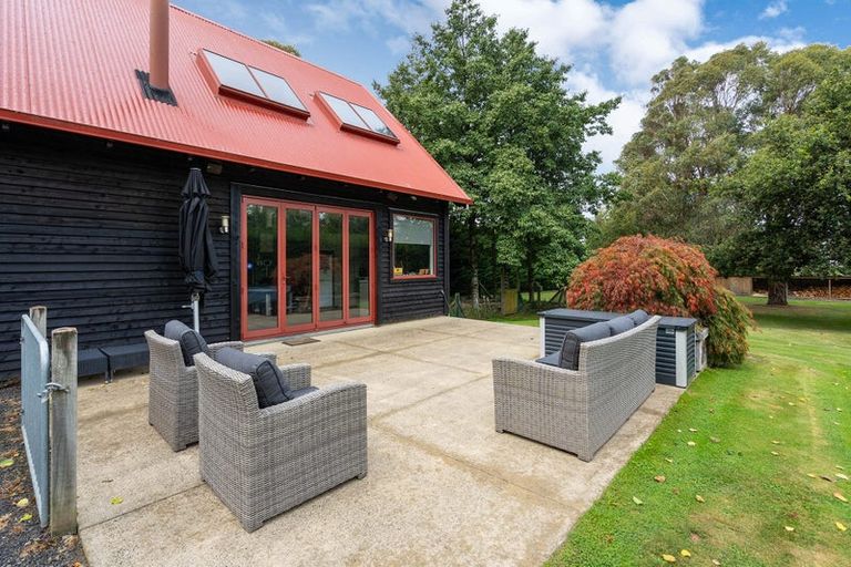 Photo of property in 32 Tirohanga Road, North Taieri, Mosgiel, 9092