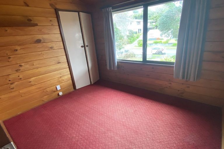 Photo of property in 23 Ambury Place, Merrilands, New Plymouth, 4312