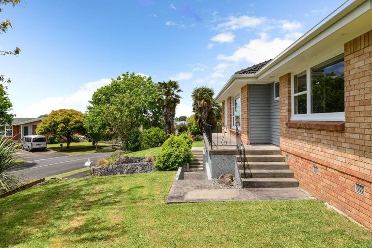 Photo of property in 6 Mcgregor Place, Hillcrest, Hamilton, 3216