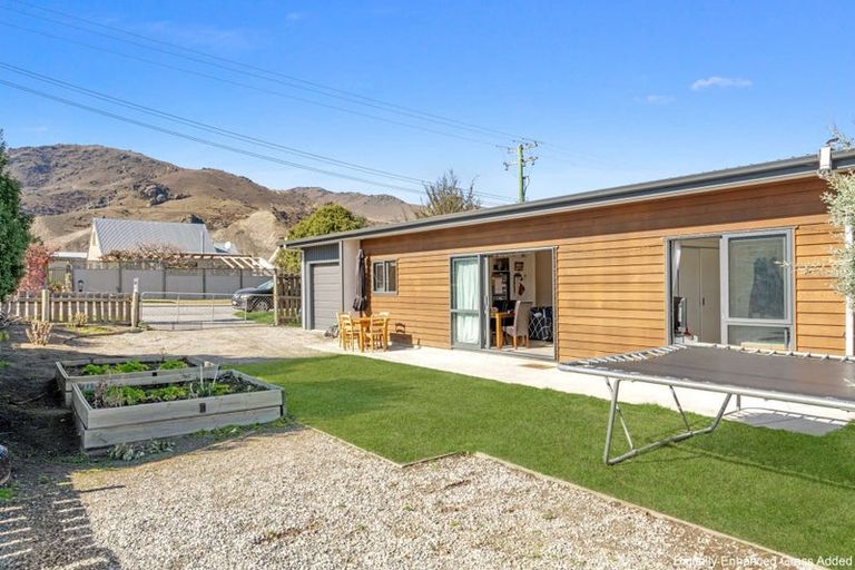 Photo of property in 22 Ortive Street, Cromwell, 9310