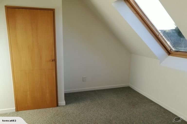 Photo of property in 18 Witbrock Crescent, Burnside, Christchurch, 8053