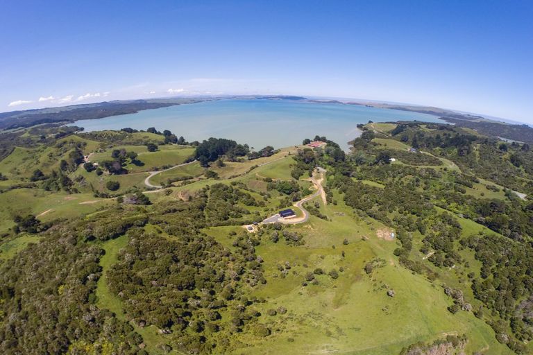 Photo of property in 945 Te Papatapu Road, Raglan, Te Mata, 3894