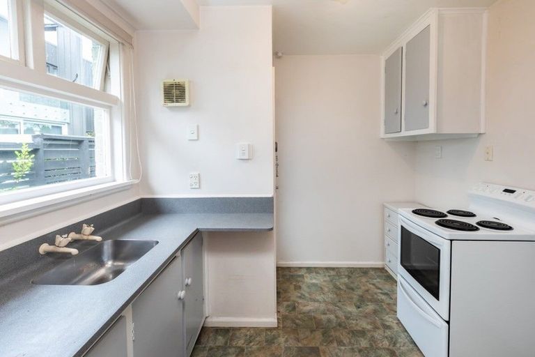 Photo of property in 98 Bealey Avenue, Christchurch Central, Christchurch, 8013