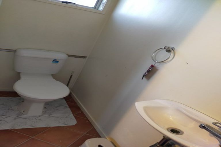 Photo of property in 2 Misty Place, Papatoetoe, Auckland, 2025