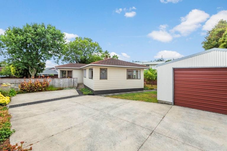 Photo of property in 1 Willowbrook, Pukekohe, 2120