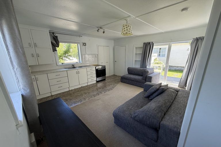 Photo of property in 12 Centreway Road, Orewa, 0931