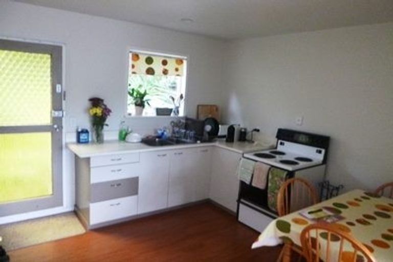 Photo of property in 2 Narbada Crescent, Khandallah, Wellington, 6035