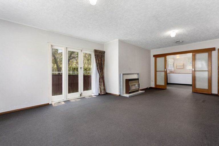 Photo of property in 163 George Street, Stokes Valley, Lower Hutt, 5019