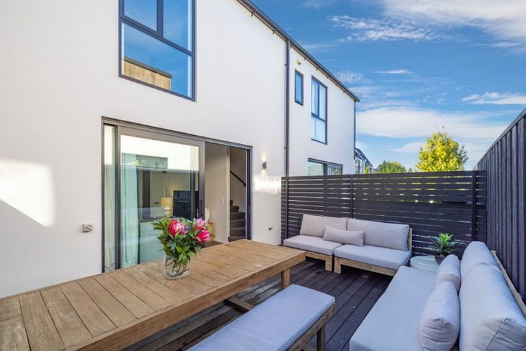 Photo of property in 2/17 Salisbury Street, Christchurch Central, Christchurch, 8013