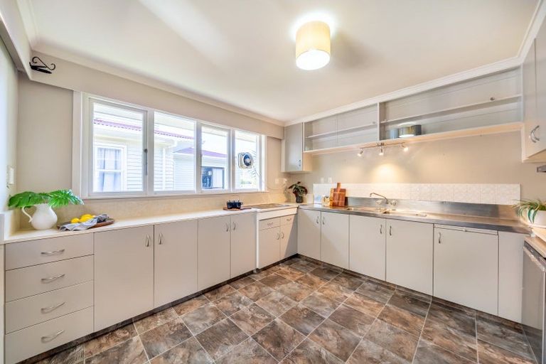 Photo of property in 175 Taita Drive, Avalon, Lower Hutt, 5011