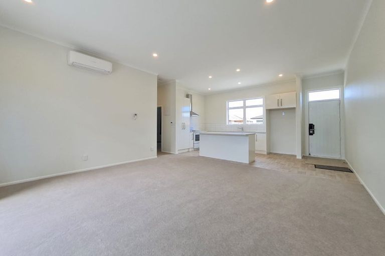 Photo of property in 9 Von Sturmer Street, Mangere East, Auckland, 2024