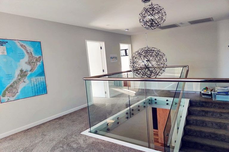 Photo of property in 111 Glendhu Road, Bayview, Auckland, 0629