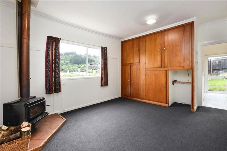 Photo of property in 16c Magnetic Street, Port Chalmers, 9023