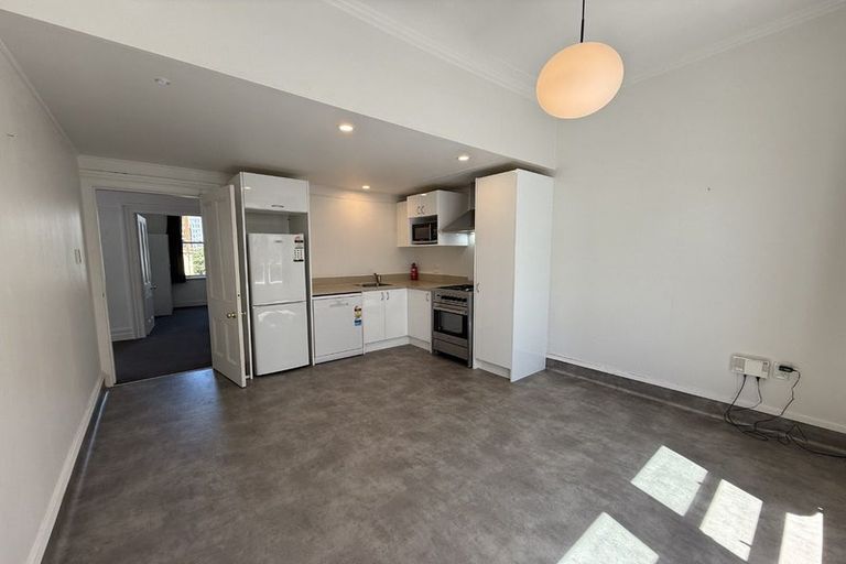 Photo of property in 8 Goring Street, Thorndon, Wellington, 6011