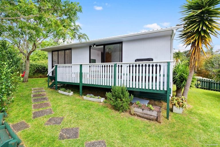 Photo of property in 29 Abbotleigh Avenue, Te Atatu Peninsula, Auckland, 0610