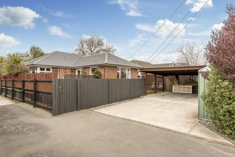 Photo of property in 1/11 Harris Crescent, Papanui, Christchurch, 8053