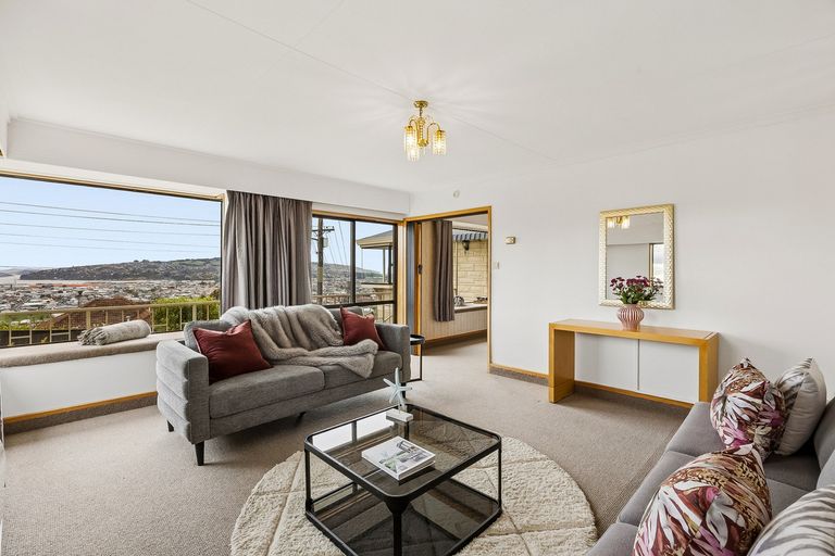 Photo of property in 32 Bangor Terrace, Kew, Dunedin, 9012