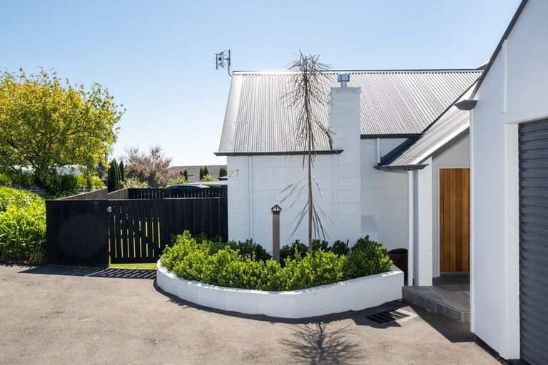 Photo of property in 27 Greenwood Road, Havelock North, 4130