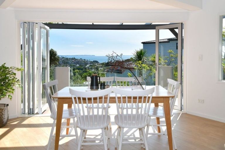 Photo of property in 153 Kowhai Road, Mairangi Bay, Auckland, 0630