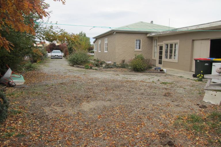 Photo of property in 3 Plunket Street, Omakau, 9376