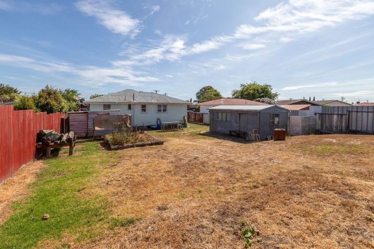 Photo of property in 15 English Street, St Andrews, Hamilton, 3200