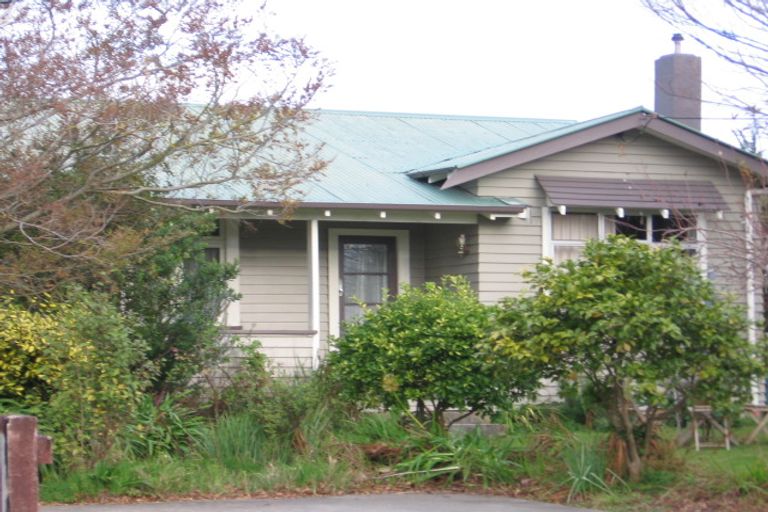 Photo of property in 17 Carlisle Street, Milson, Palmerston North, 4414