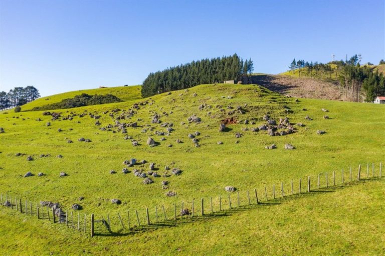 Photo of property in 82 Kara Road, Maungatapere, Whangarei, 0179