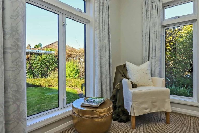 Photo of property in 56 Joll Road, Havelock North, 4130