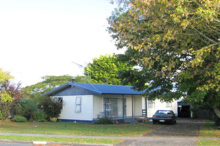 Photo of property in 42 Pohutukawa Drive, Tokoroa, 3420