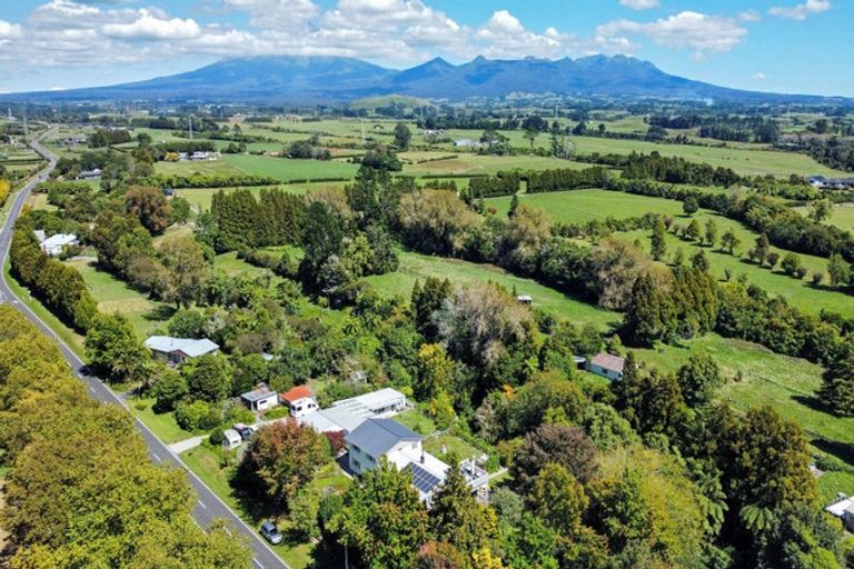 Photo of property in 1324 Egmont Road, Egmont Village, Inglewood, 4386