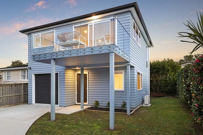 Photo of property in 45b Landscape Road, Pukekohe, 2120