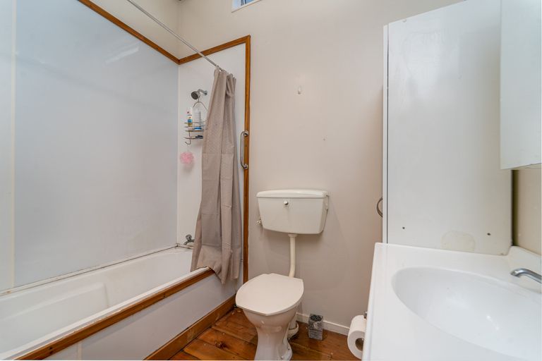 Photo of property in 74 Cornwall Street, Masterton, 5810