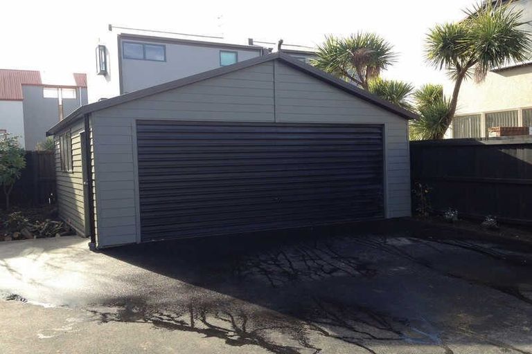 Photo of property in 82 Springfield Road, St Albans, Christchurch, 8014