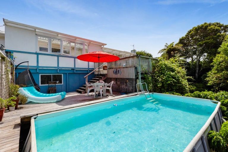 Photo of property in 339 Tukapa Street, Hurdon, New Plymouth, 4310