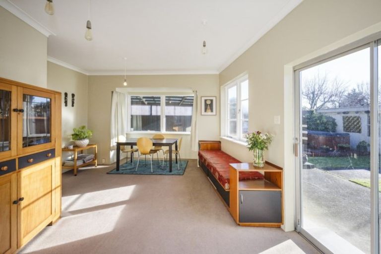 Photo of property in 395 Ruahine Street, Terrace End, Palmerston North, 4410