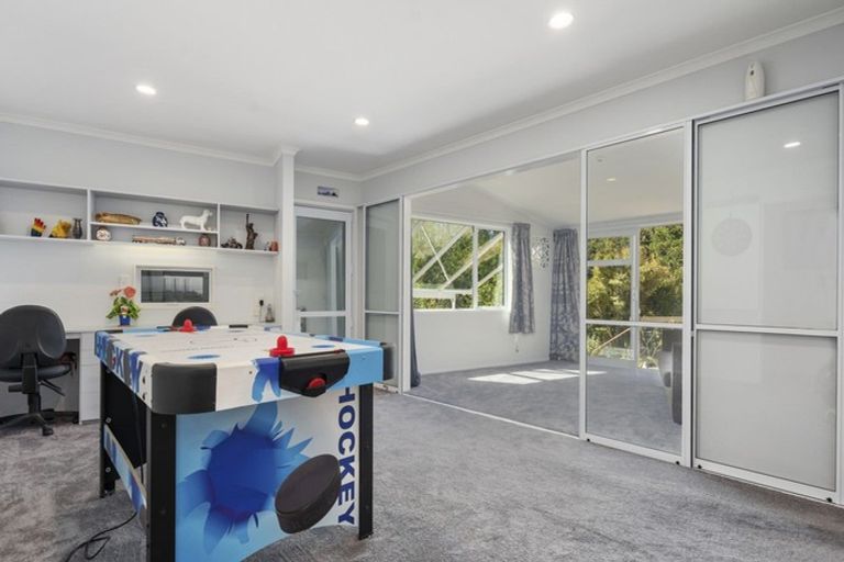 Photo of property in 62f Poplar Grove, Whalers Gate, New Plymouth, 4310