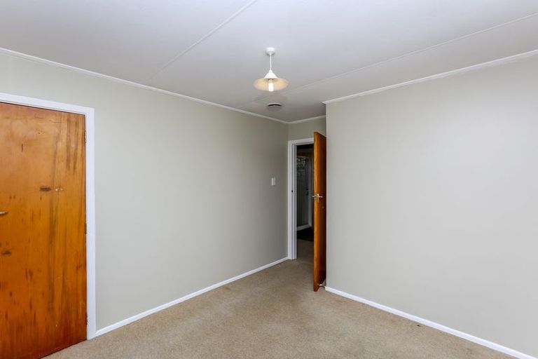 Photo of property in 6 Sycamore Grove, Lower Vogeltown, New Plymouth, 4310