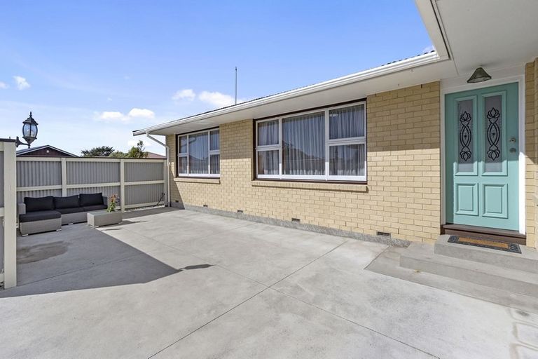 Photo of property in 17 Royalist Avenue, North New Brighton, Christchurch, 8083