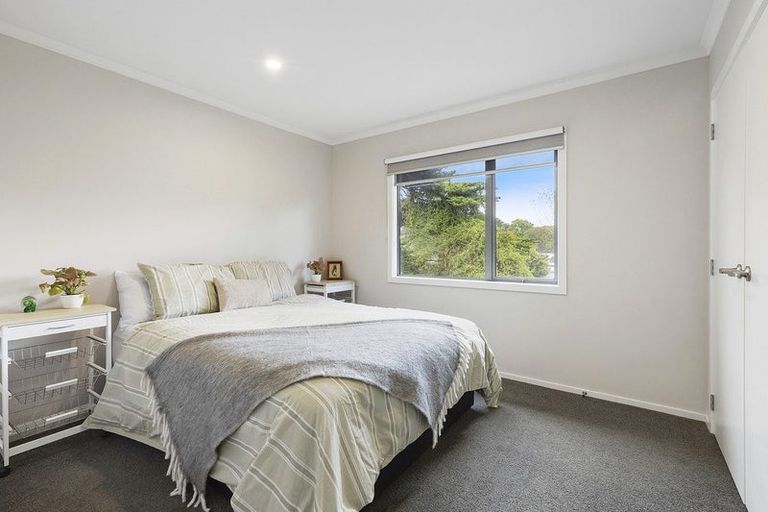 Photo of property in 17a Gloucester Street, Cannons Creek, Porirua, 5024