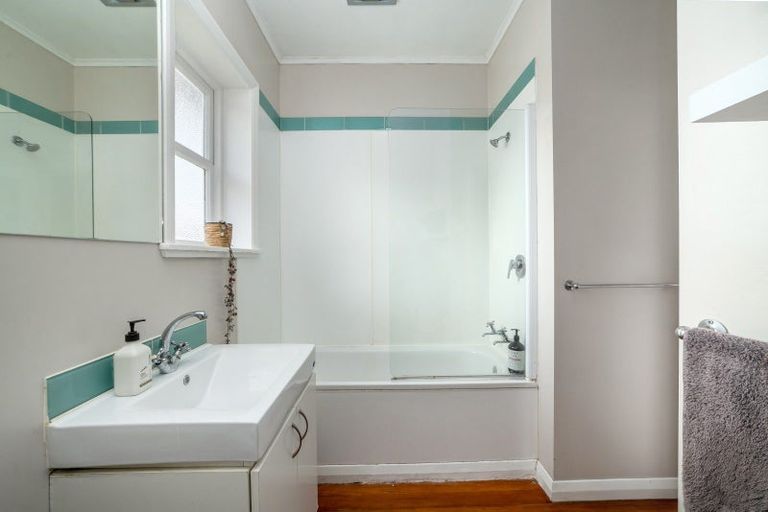 Photo of property in 13 Mcgregor Crescent, Masterton, 5810