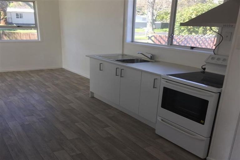 Photo of property in 23 Redcrest Avenue, Red Hill, Papakura, 2110